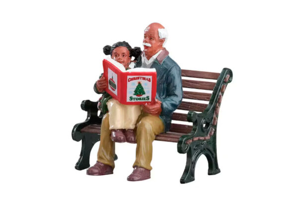 Leyendo cuentos de Navidad